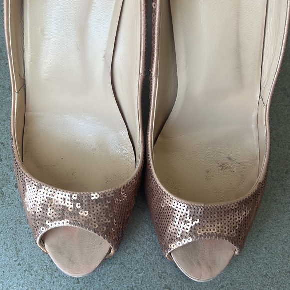 RARE Preowned Christian Louboutin Rose Gold Very Prive paillettes in size 39 - Picture 10 of 10
